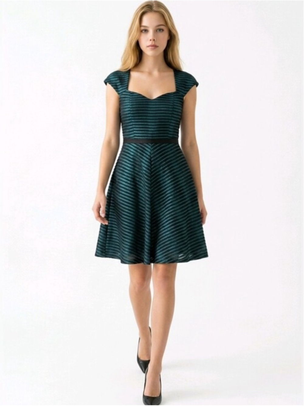 Betsey Johnson Green & Black Textured Fit & Flare Mini Dress Size 8 - Picture 2 of 9
